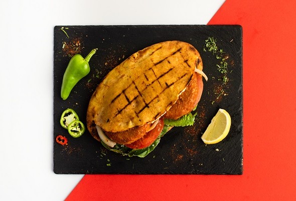 Chicken Breast Pitta